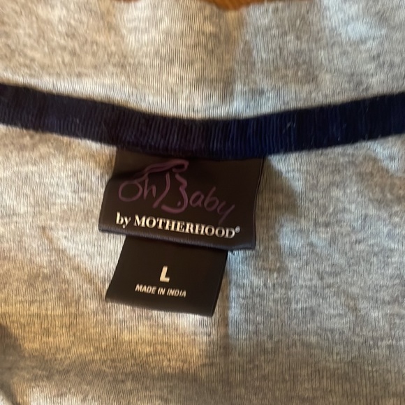 oh baby by motherhood grey v-neck - Picture 2 of 2